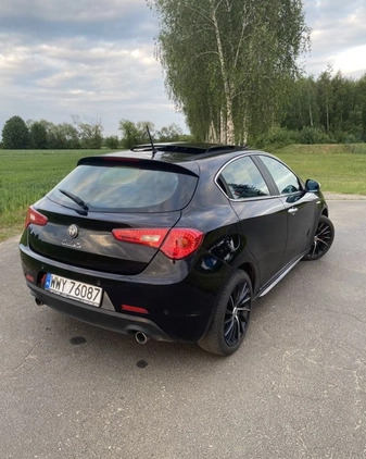 Alfa Romeo Giulietta cena 33500 przebieg: 230000, rok produkcji 2011 z Siewierz małe 277